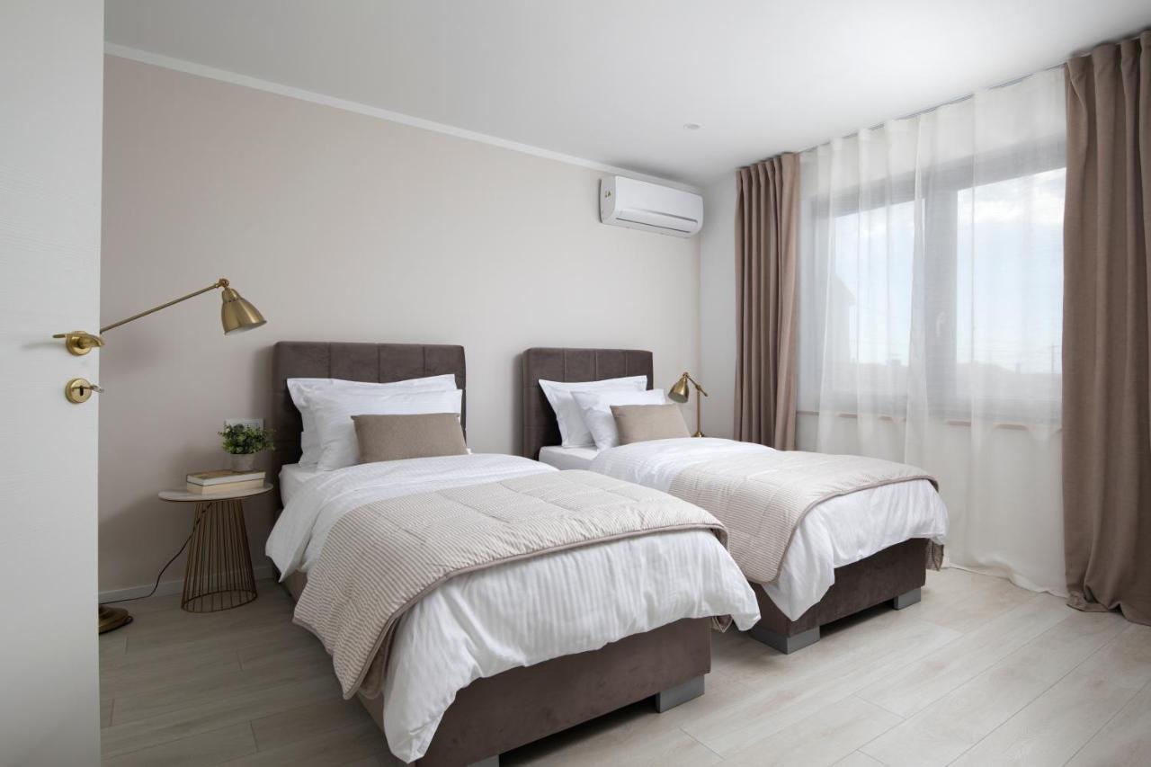 Villa Artis 普拉 外观 照片